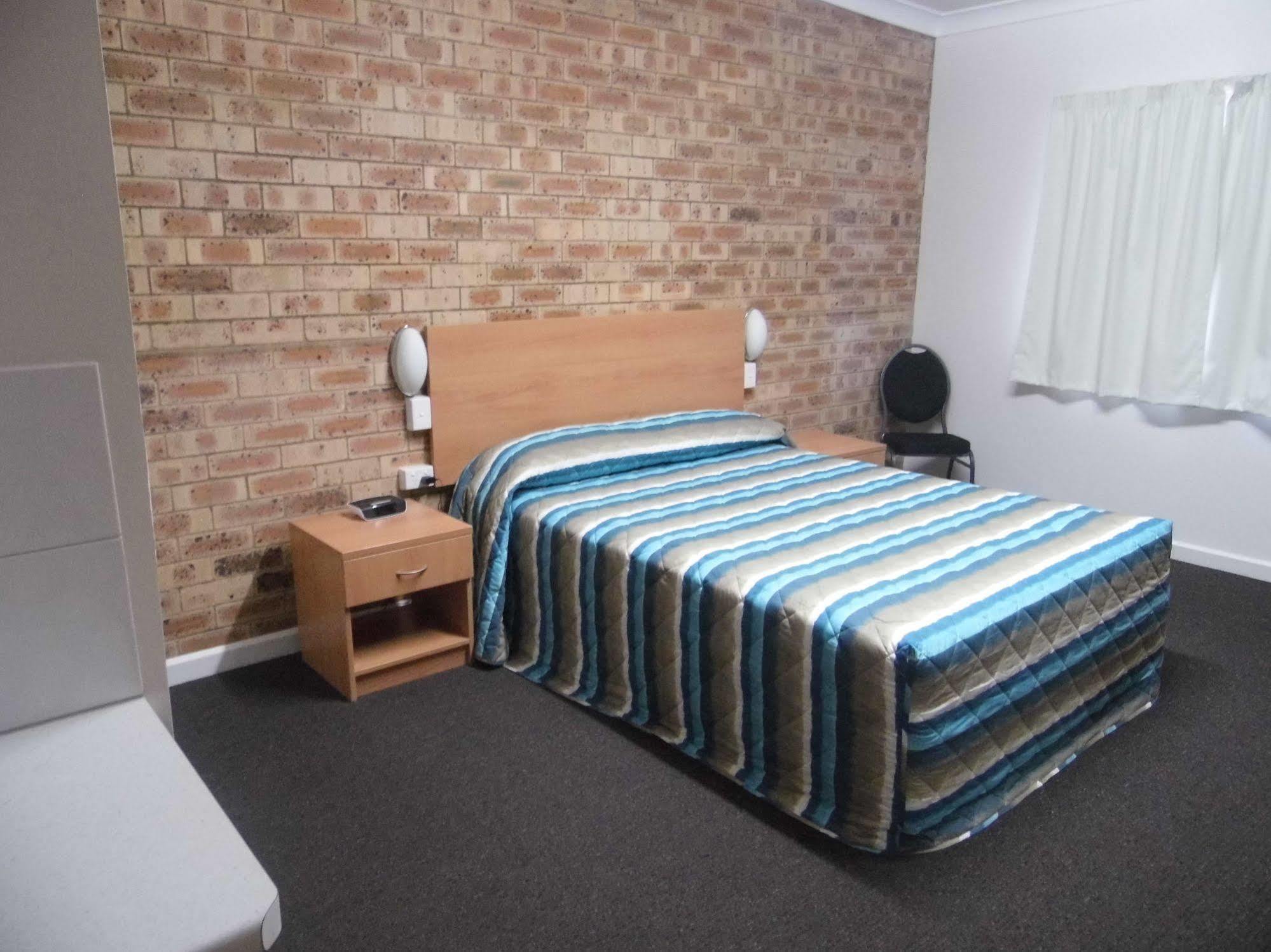 Nanango Fitzroy Motel Εξωτερικό φωτογραφία