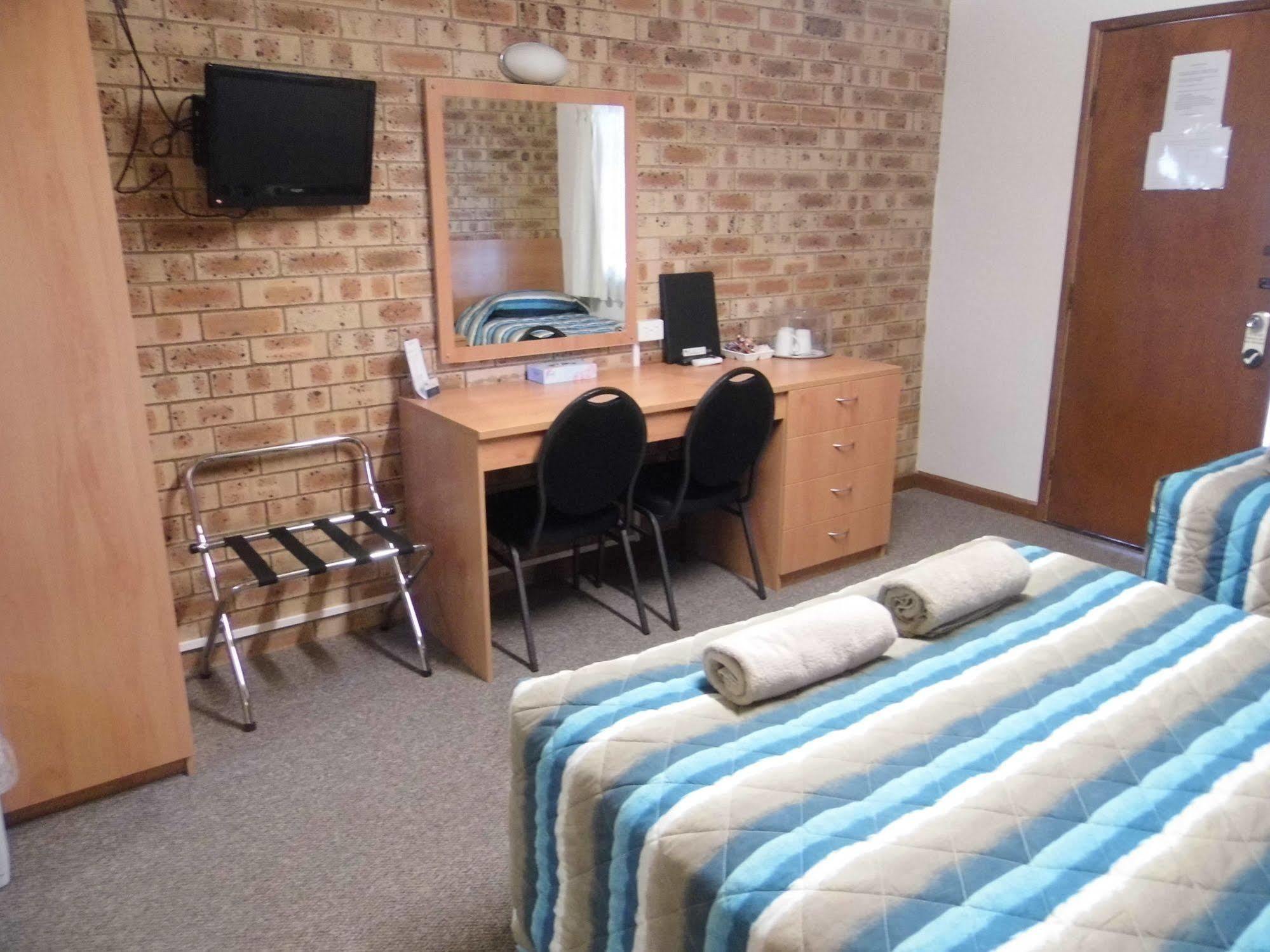 Nanango Fitzroy Motel Εξωτερικό φωτογραφία
